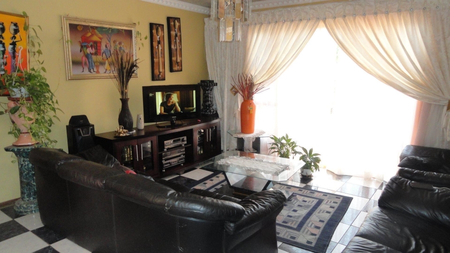 3 Bedroom Property for Sale in Miederpark North West